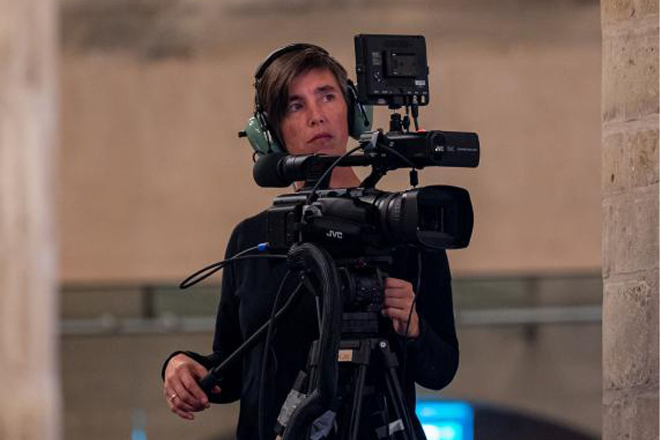 INTERMUSIC camera vrouw goed